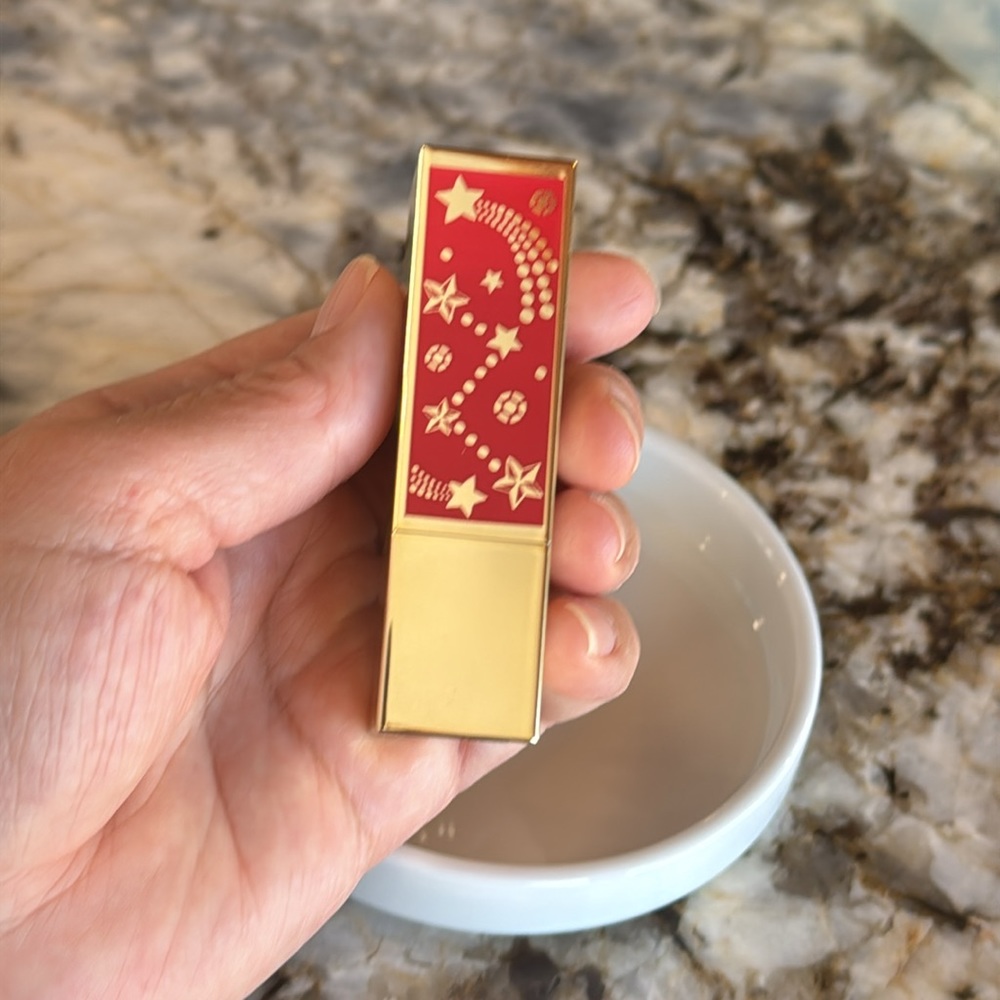 Estée Lauder Limited edition lipstick
